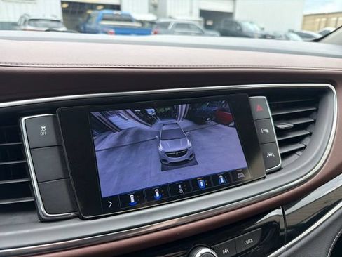 Used 2020 Buick Enclave Avenir FWD image 20
