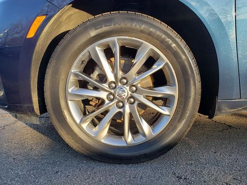 Used 2023 Buick Enclave Avenir w/ Avenir Technology Package image 33