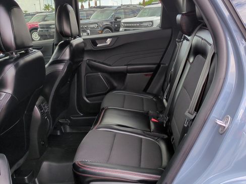Used 2024 Ford Escape ST-Line Select w/ Tech Pack #2 AWD/4WD image 29