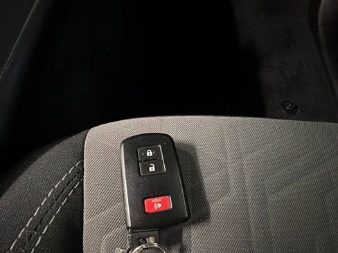 Used 2020 Toyota Tacoma TRD Sport w/ TRD Premium Sport Package AWD/4WD image 38