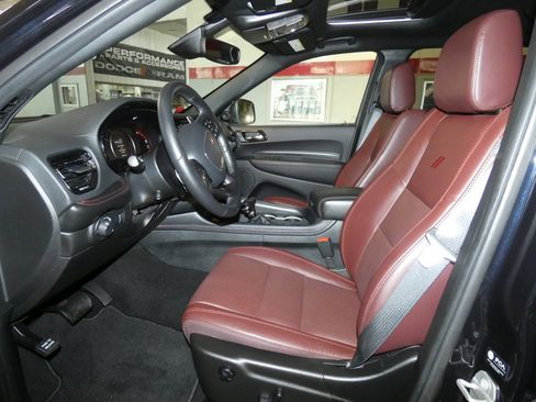 Used 2024 Dodge Durango GT image 10