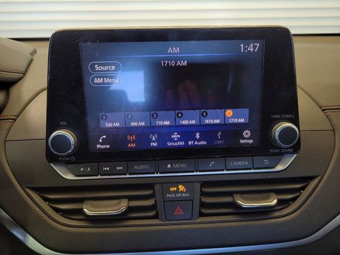 Used 2022 Nissan Altima 2.5 SR image 25