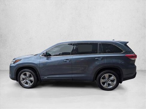 Used 2019 Toyota Highlander Limited image 8