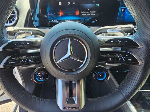 Used 2026 Mercedes-Benz GLB 35 AMG 4MATIC image 22