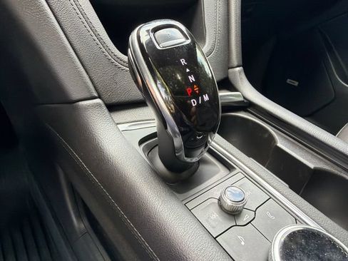 Used 2020 Cadillac XT6 Premium Luxury FWD image 33