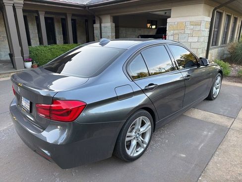 Used 2018 BMW 330i xDrive Sedan AWD/4WD image 4