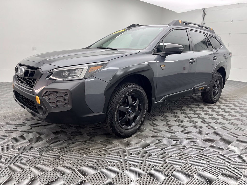 Used 2025 Subaru Outback Wilderness w/ Wilderness Package AWD/4WD image 14