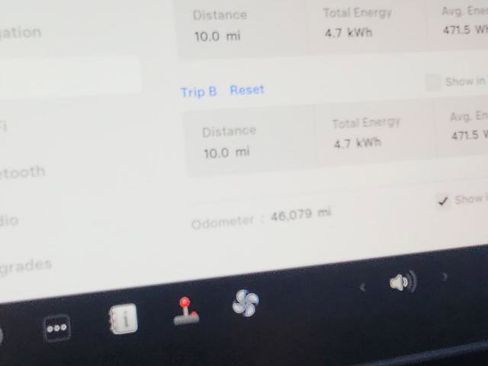 Used 2023 Tesla Model Y Performance image 12