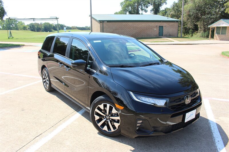 Used 2026 Honda Odyssey EX-L image 7
