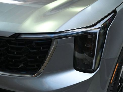 Used 2025 Kia Sorento SX Prestige image 15