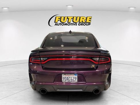 Used 2022 Dodge Charger Scat Pack RWD image 5