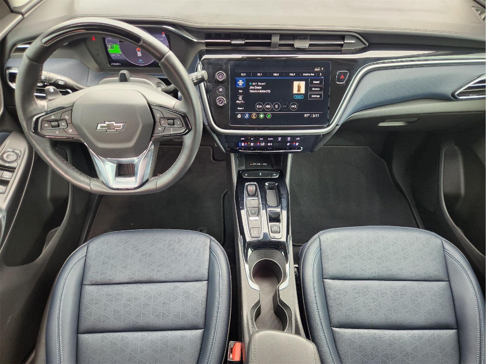 Used 2023 Chevrolet Bolt EUV Premier w/ Super Cruise Package FWD image 26