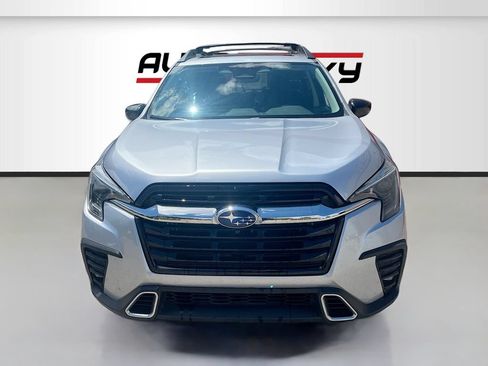 Used 2024 Subaru Ascent Touring AWD/4WD image 2