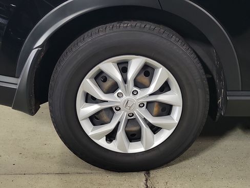 Used 2024 Honda CR-V LX image 6