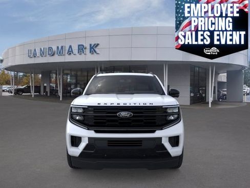 New 2026 Ford Expedition Platinum w/ Stealth Performance Package AWD/4WD image 6