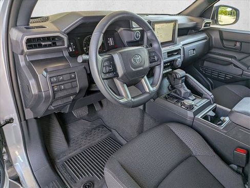 Certified 2026 Toyota 4Runner SR5 AWD/4WD image 10