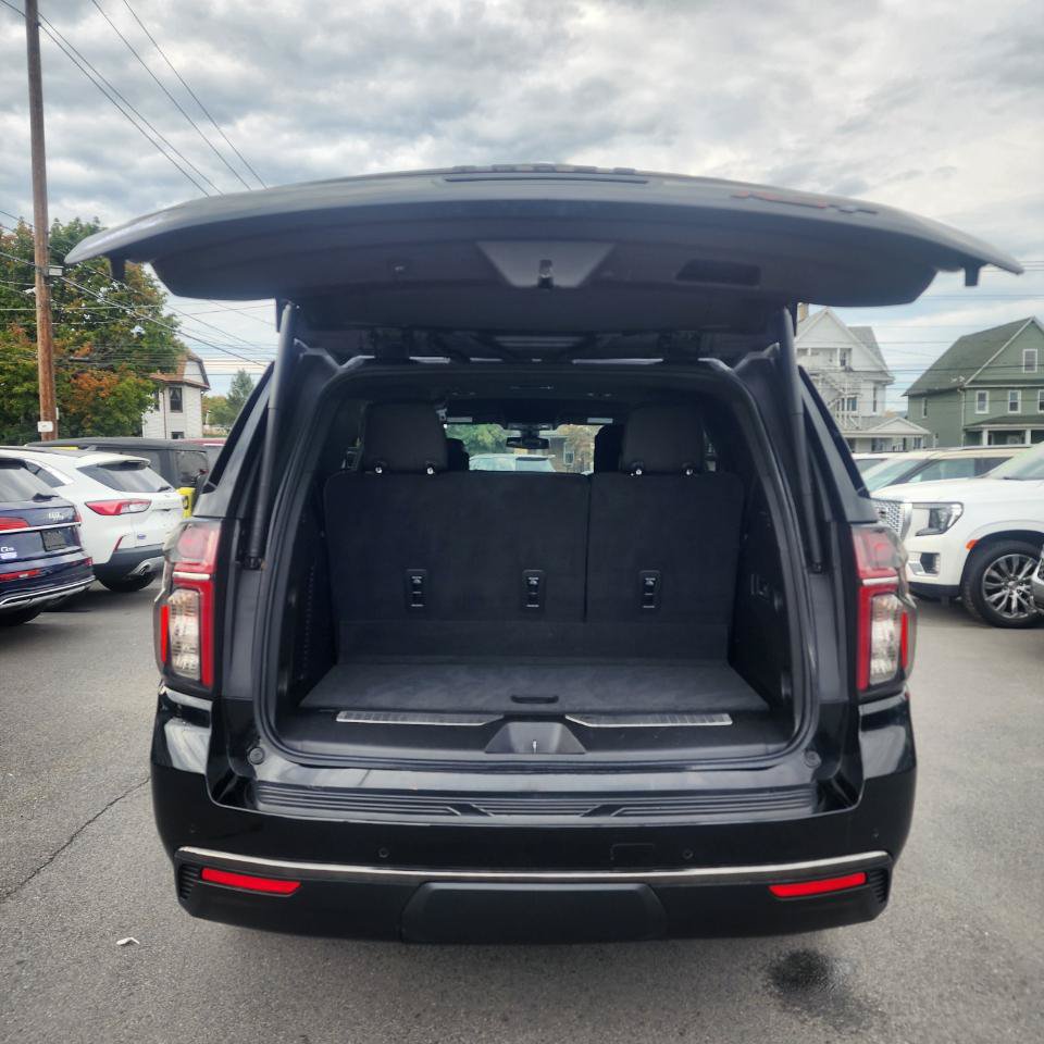 Used 2021 Chevrolet Tahoe RST w/ Luxury Package AWD/4WD image 24
