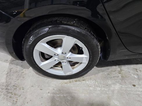 Used 2016 Dodge Dart SXT image 18