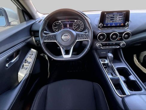 Used 2022 Nissan Sentra SV FWD image 6