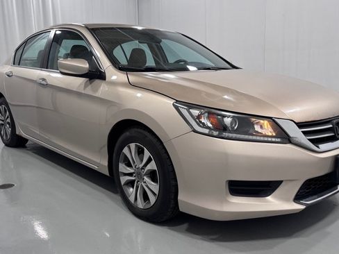 Used 2015 Honda Accord LX image 2
