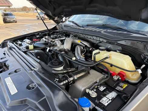 Used 2022 Ford F250 Lariat w/ Lariat Value Package image 40