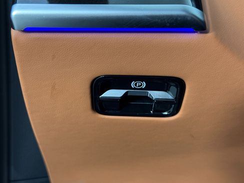 Used 2024 Mercedes-Benz S 63 AMG S w/ Rear Seat Package image 19