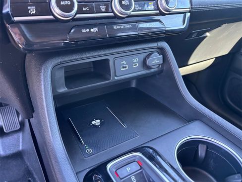 Used 2023 Honda Pilot Elite image 20