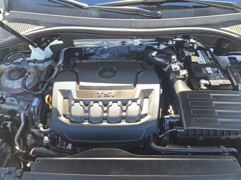 Used 2023 Volkswagen Tiguan S image 30