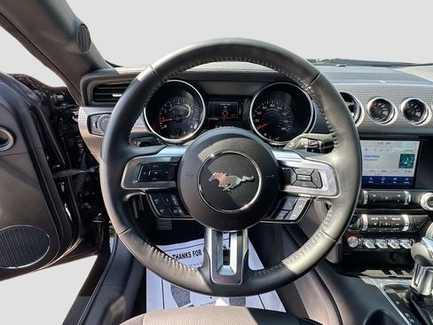 Used 2022 Ford Mustang GT Premium w/ GT Performance Package RWD image 11
