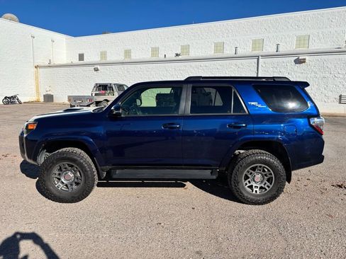 Used 2019 Toyota 4Runner TRD Off-Road Premium image 8