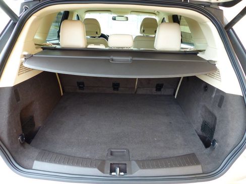 Used 2015 Lincoln MKC Base AWD 4dr SUV w/ Equipment Group 102A Reserve image 43