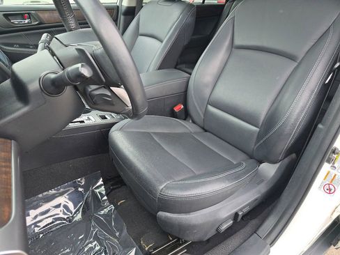 Used 2018 Subaru Outback 3.6R Limited image 25