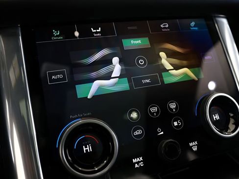 Used 2020 Land Rover Range Rover Sport HSE Dynamic image 34