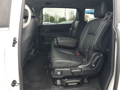 Certified 2023 Honda Odyssey EX-L image 15