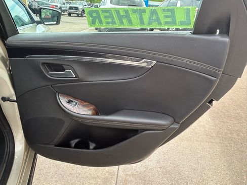 Used 2015 Chevrolet Impala LTZ FWD image 15