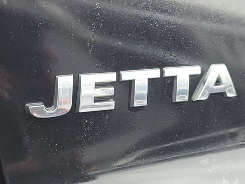 Used 2015 Volkswagen Jetta S image 8