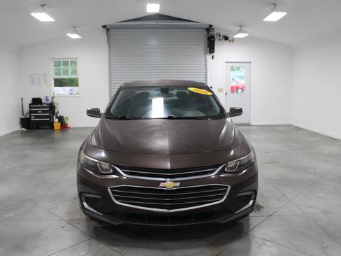 Used 2016 Chevrolet Malibu LT FWD image 3
