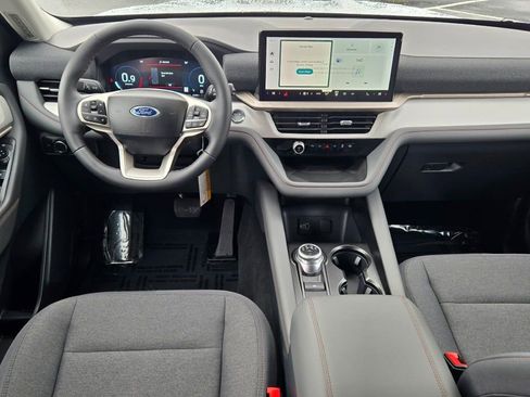 New 2026 Ford Explorer Active image 21