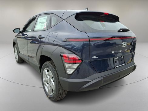 New 2026 Hyundai Kona SE image 5