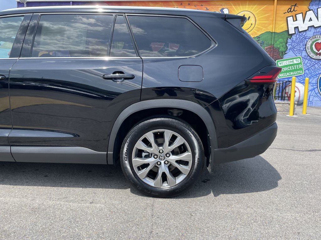 Used 2025 Toyota Grand Highlander AWD Hybrid image 10