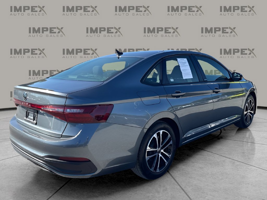 Used 2025 Volkswagen Jetta Sport FWD image 5