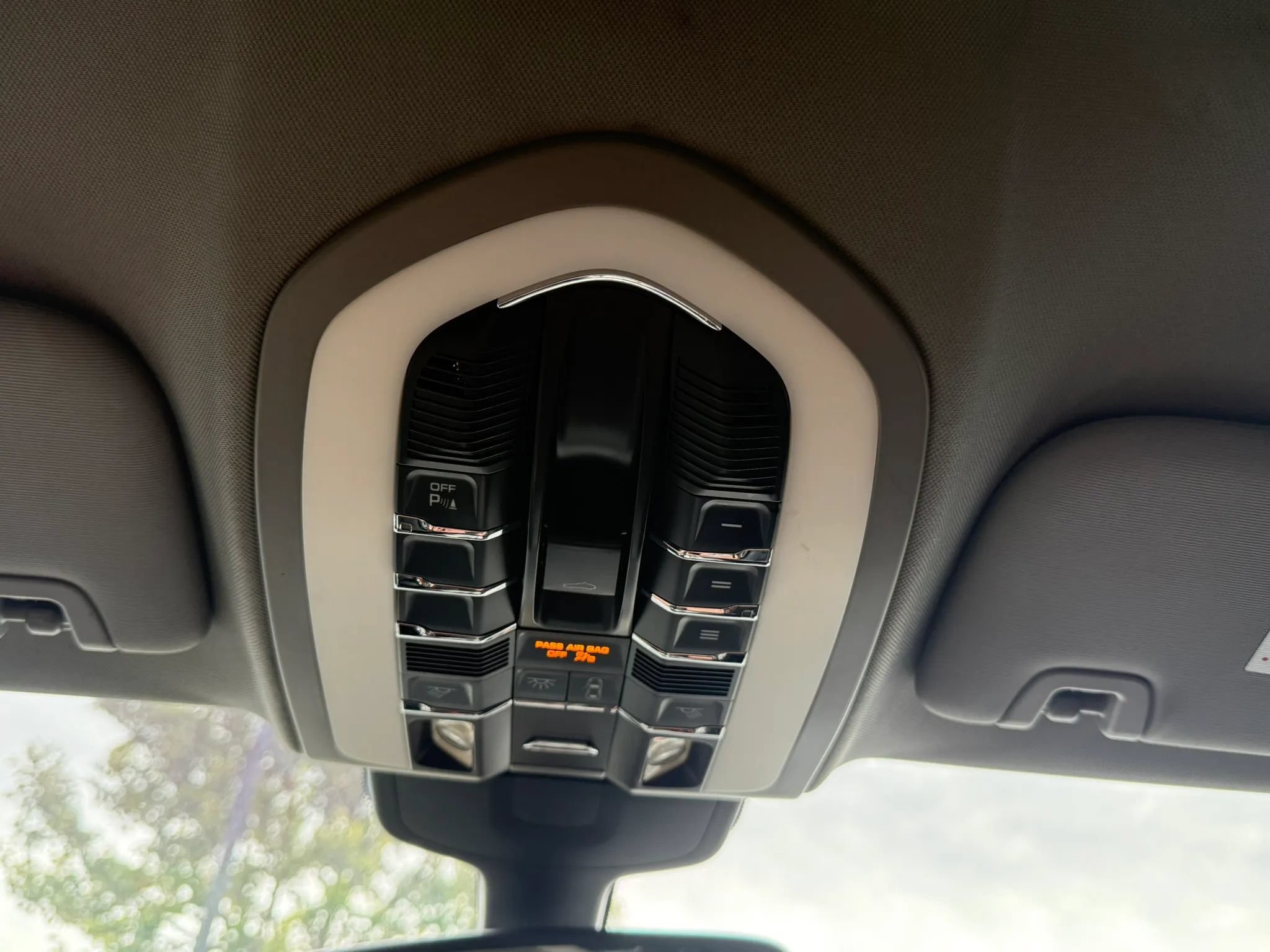 Used 2012 Porsche Panamera image 15