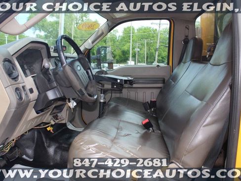 Used 2009 Ford F550 2WD Regular Cab Super Duty image 26