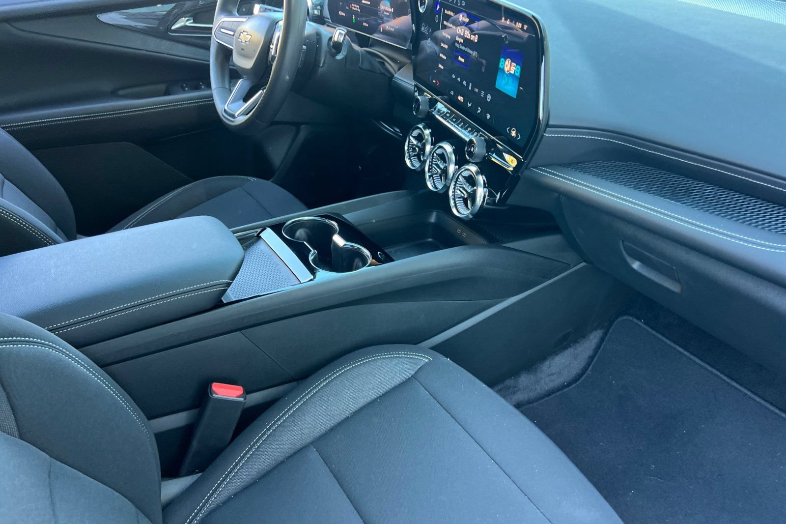 Used 2026 Chevrolet Blazer EV LT FWD image 20