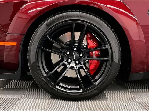 Used 2020 Dodge Challenger SRT Hellcat Redeye RWD image 10
