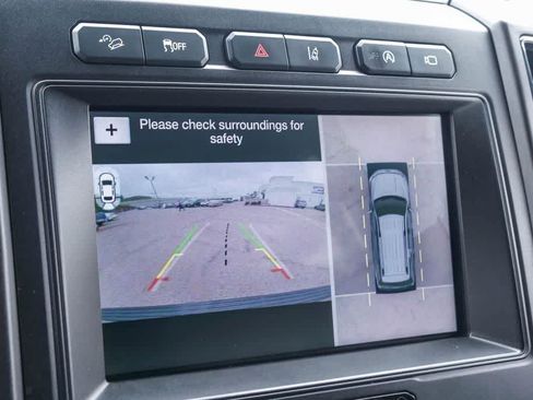 Used 2019 Ford Expedition Limited w/ Equipment Group 302A AWD/4WD image 22
