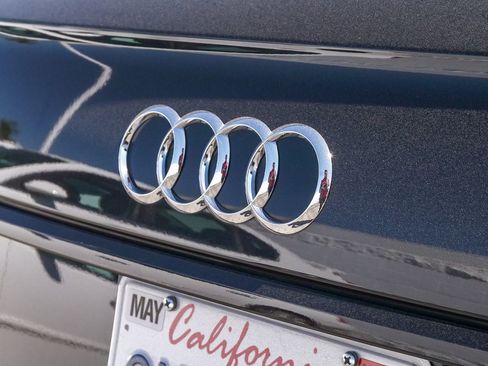 Used 2022 Audi SQ5 Premium Plus w/ Premium Plus Package image 11