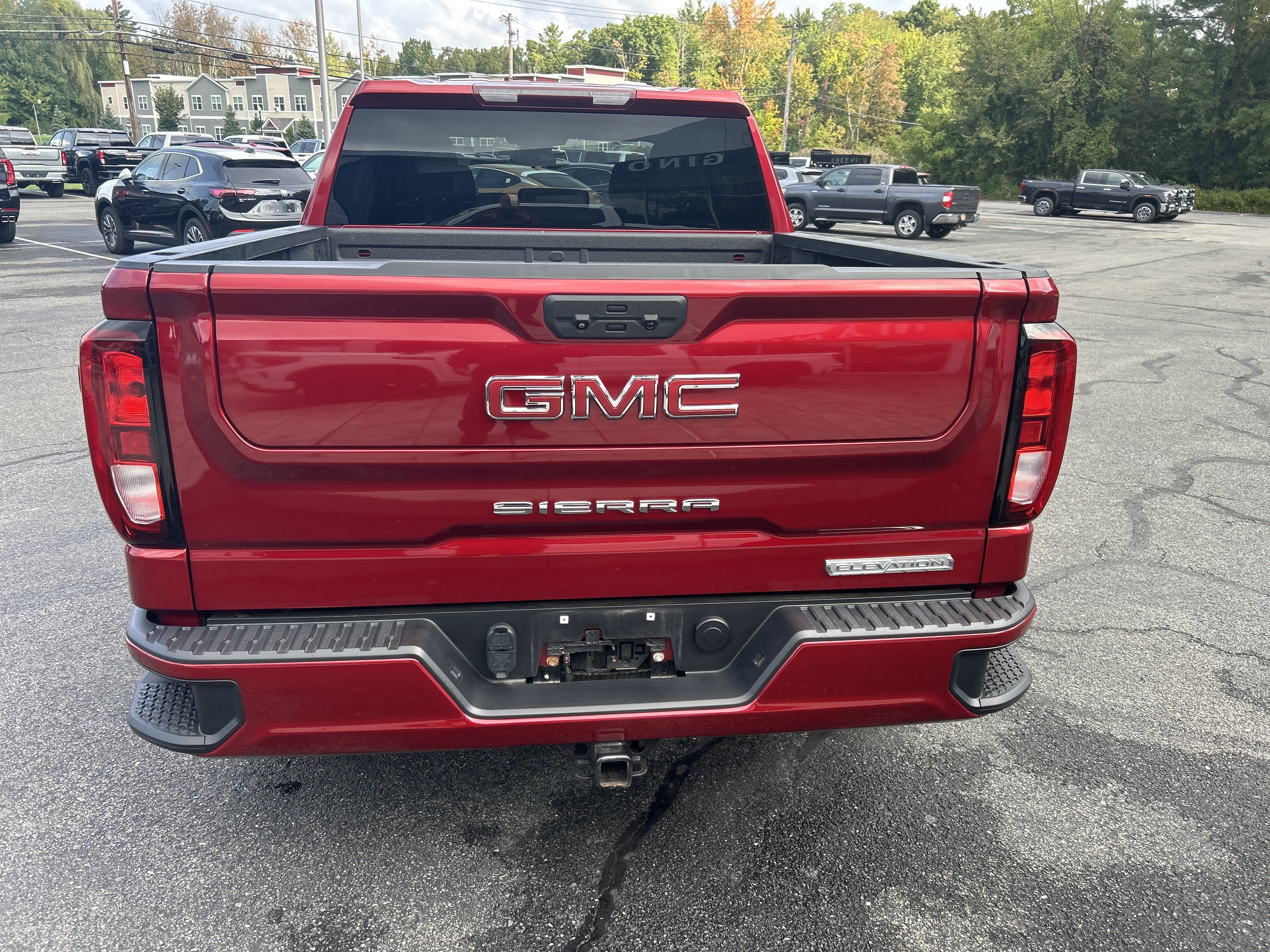 Used 2022 GMC Sierra 1500 Elevation AWD/4WD image 9