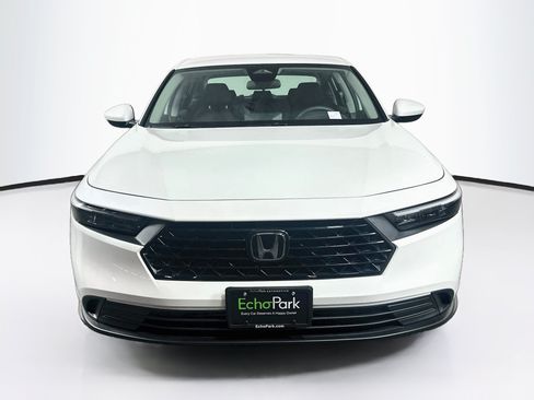Used 2025 Honda Accord LX image 2