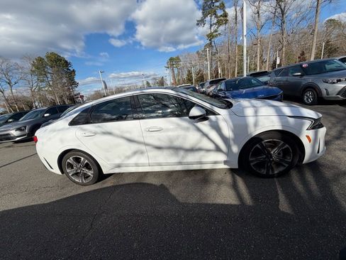 Used 2022 Kia K5 EX w/ EX Premium Package image 7